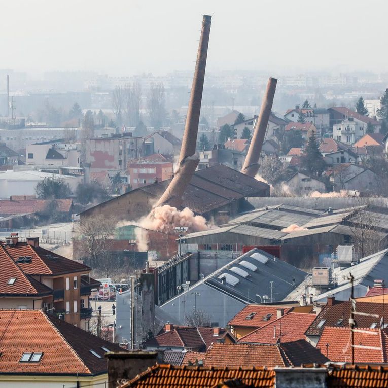 Ciglana Črnomerec, rušenje dimnjaka A